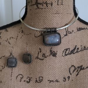 NWOT Stunning Choker and Earring Set